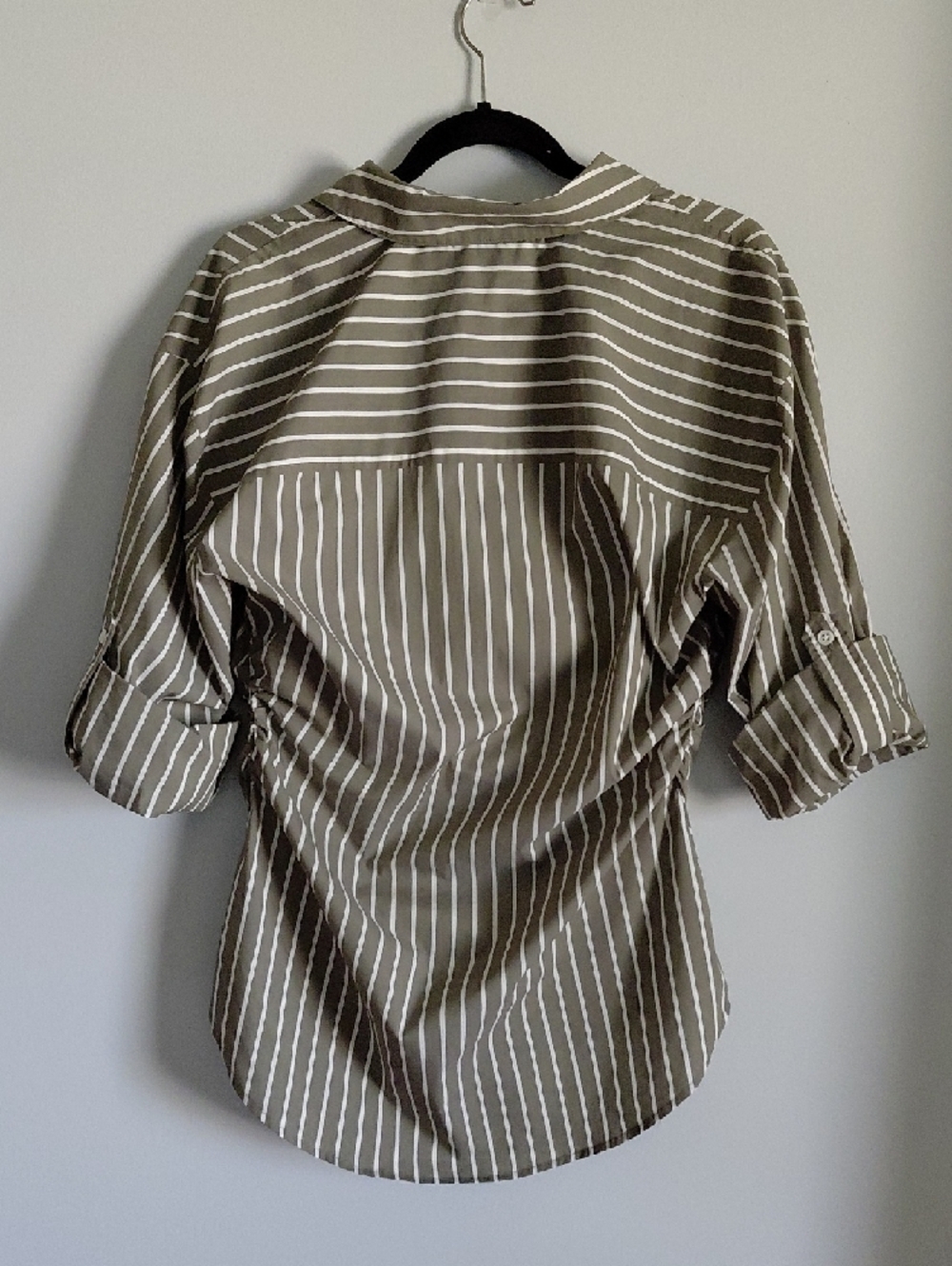 Veronica Beard Green Devra Ruched Striped Stretch-Cotton Button-Front Top - Picture 9 of 12